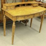 926 2237 WRITING DESK